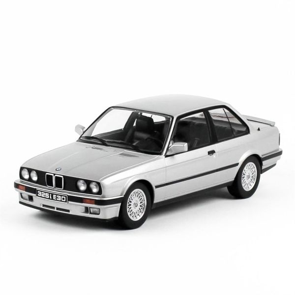 KKscale 180741 1/18 Ölçek, 1987 Bmw 325i E30M-Package, Gümüş Metalik, Sergilemeye Hazır Metal Araba Modeli