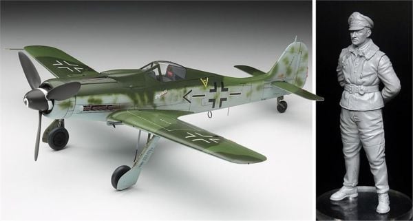 Hasegawa 8251 1/32 Ölçek, Focke-Wulf FW190D-9 Barkhorn ve Figürü, Savaş Uçağı (Limited Edition), Plastik Model kiti