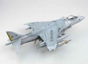 1/32 AV-8B Night Attack Harrier ll