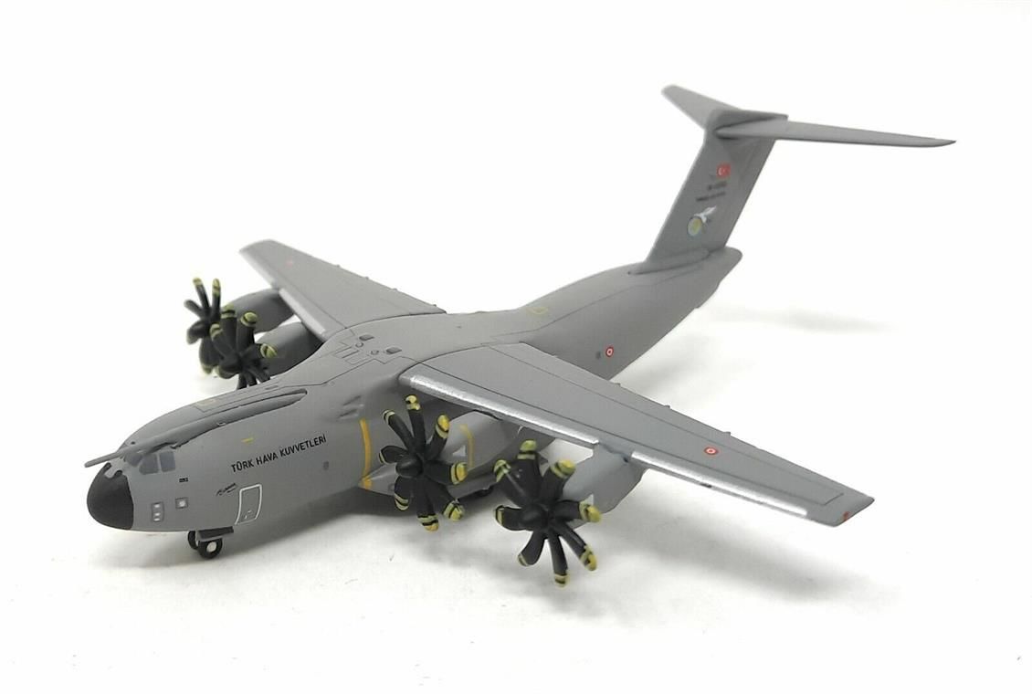 Herpa 535656 1/500 Ölçek, A400M Atlas Turkish AF 221. Filo, Sergilemeye Hazır Model Araç