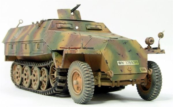 AFV Club AF35063 1/35 Ölçek, Sdkfz251 D/1 Half Truck Schutzenpanzer Yarı Paletli Zırhlı Kamyon, Plastik Model kiti