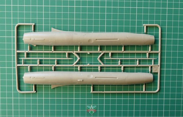 Modelsvit MSVIT72001 1/72 Ölçek, SUKHOI SU-27BM Sovyet Avcı Uçağı, Plastik Model kiti