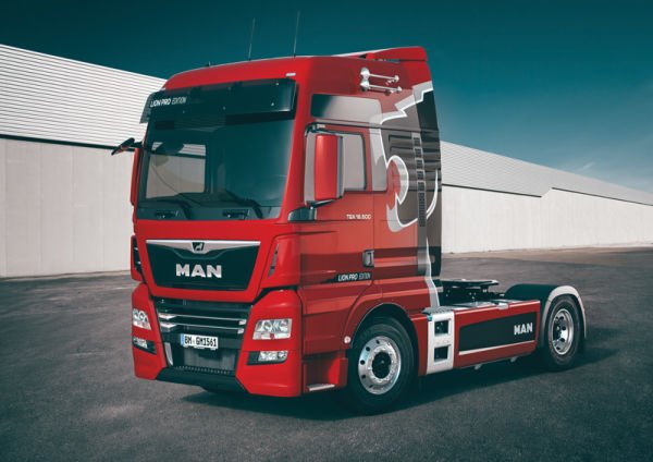 MAN TGX 18-500 XXL LION PRO EDITION