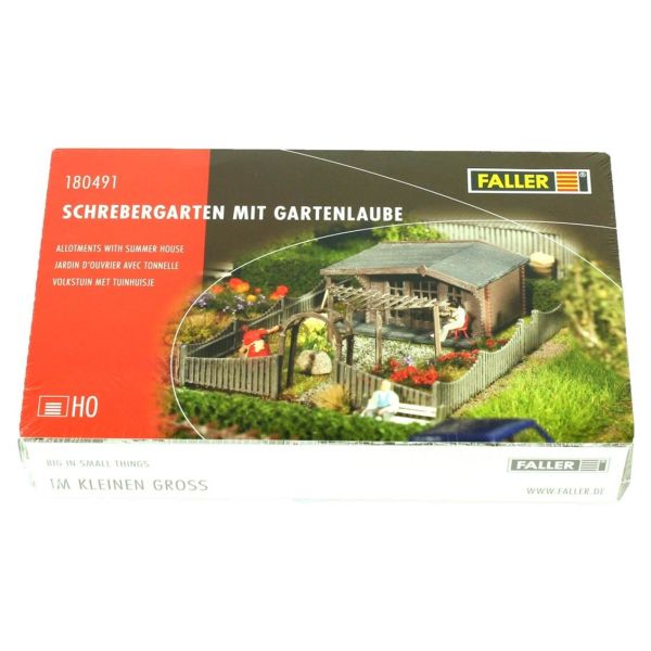 Faller 180491 1/87 Ölçek, Hafta Sonu Evi ve Aksesuarları, Plastik Model Kiti
