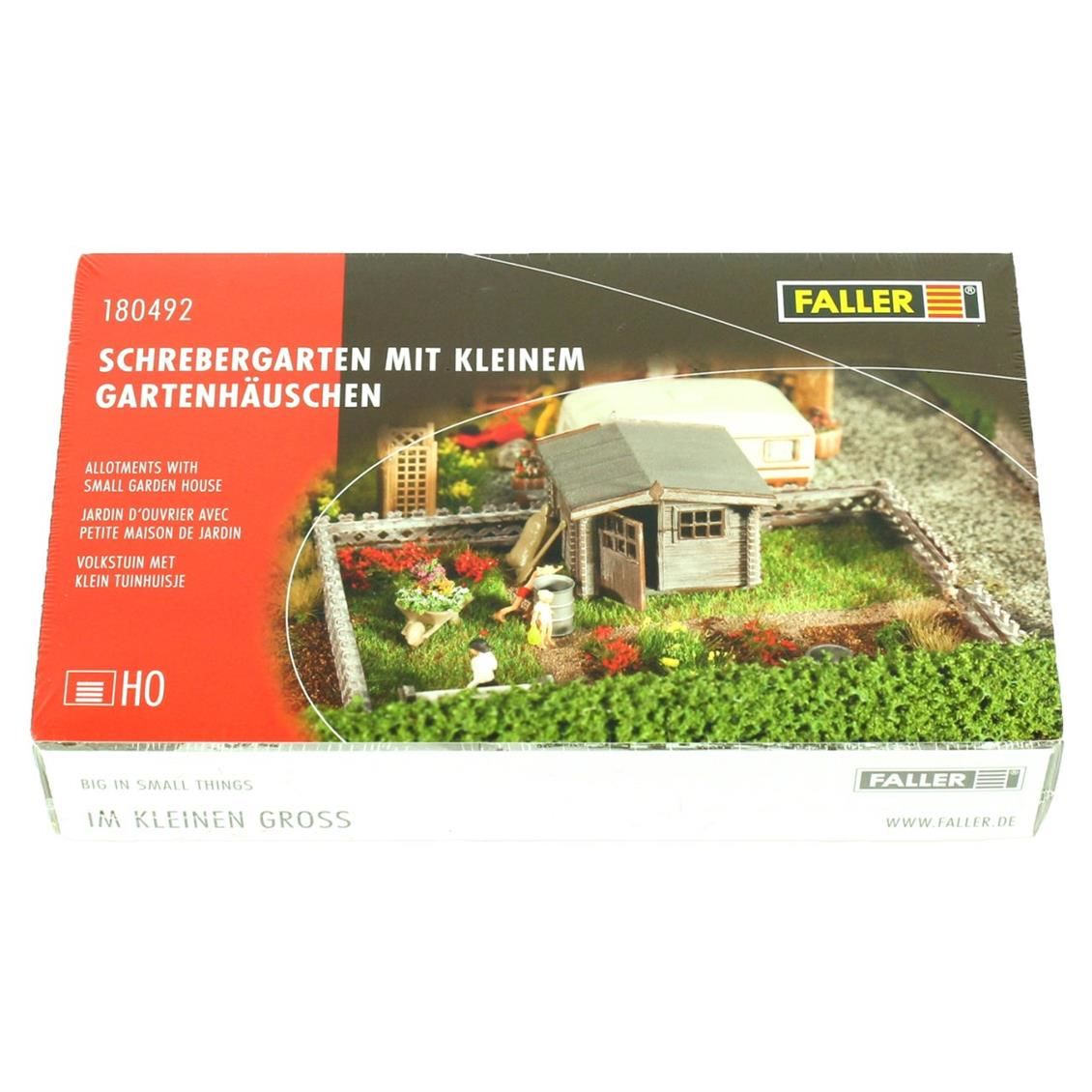 Faller 180492 1/87 Ölçek, Müştemilat Evi ve Aksesuarları, Plastik Model Kiti