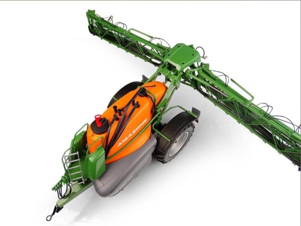 Universal Hobbies UH5397 1/32 Ölçek, Amazone UX5201 Sprayer İlaçlama Römorku, Sergilemeye Hazır Metal Tarımsal Makina Modeli