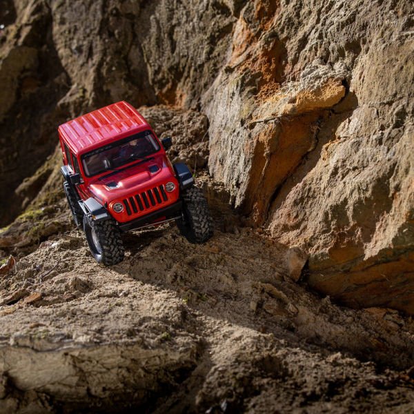 Axial Scx10 iii Jeep JLU Wrangler RC Araba