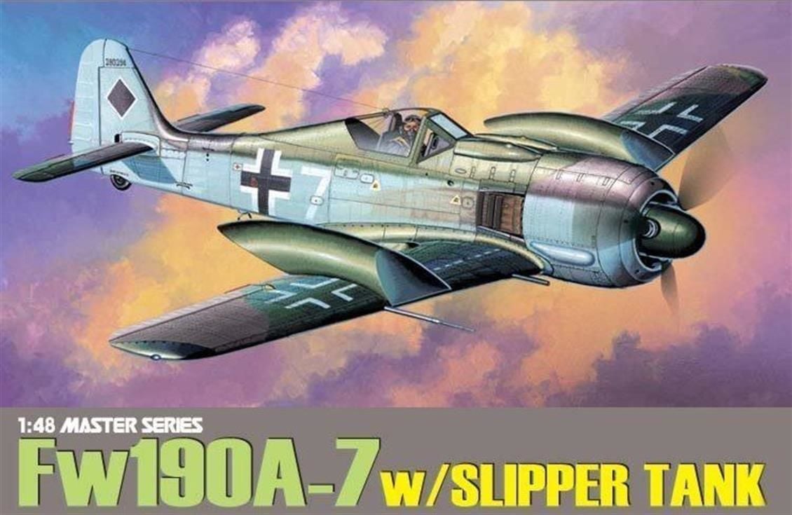 Dragon 5545 1/48 Ölçek, Focke Wulf Fw 190A-7 (w/Slipper Tank) Savaş Uçağı Plastik Model Kiti