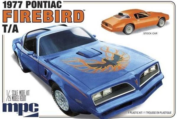 MPC 916M 1/25 Ölçek, 1977 Pontiac Firebird T/A Araba, Plastik Model kiti