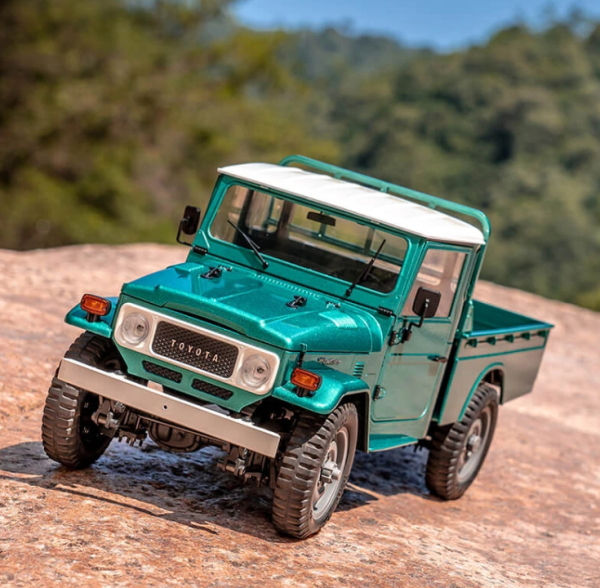 FMS 1/12 TOYOTA FJ45 Pickup Truck RTR