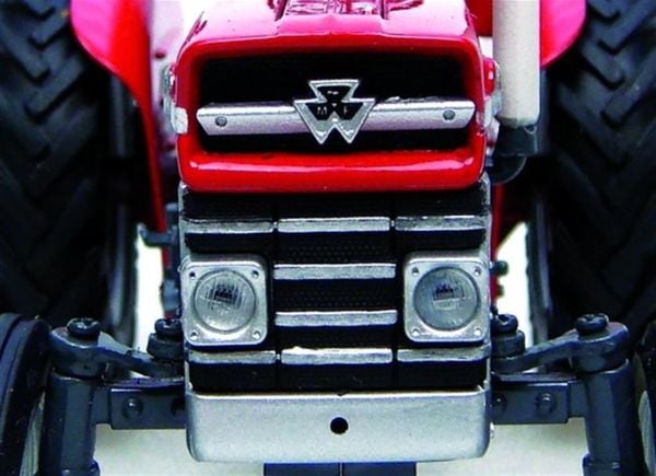 Universal Hobbies UH2785 1/32 Ölçek, Massey Ferguson 135 Traktör Sergilemeye Hazır Metal Tarımsal Makina Modeli