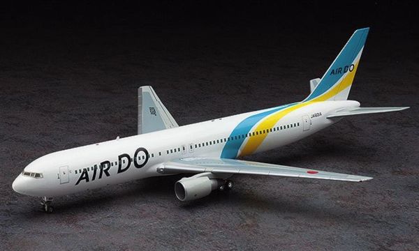 Hasegawa 20 10720 1/200 Ölçek, Boeing 767-300 AIR DO Yolcu Uçağı, Plastik Model kiti