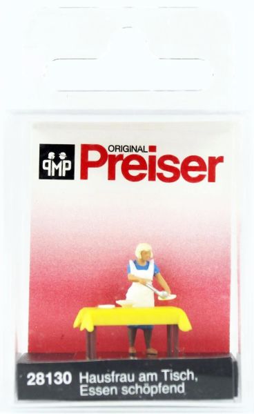 Preiser 28130 1/87 Ölçek, Masayı Toplayan Ev Hanımı, Boyanmış Plastik Figürü