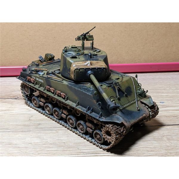 RFM 5042 1/35 Ölçek, M4A3 76W HVSS Sherman Tankı, İç Detaylı, Plastik Model kiti