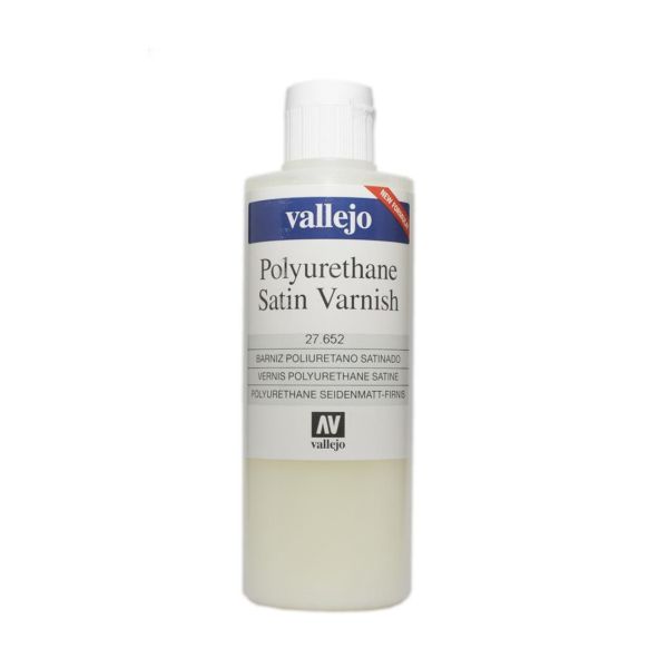 Vallejo 27652 200 ml. Poliüretan Yarı Mat Vernik, Model Boyası