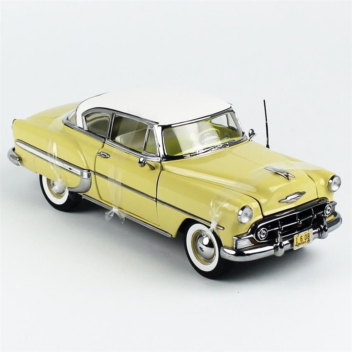 Sunstar 1608 1/18 Ölçek, 1953 Chevrolet Bel Air Hard Top Coupe, Altın Rengi, Sergilemeye Hazır Metal Araba Modeli