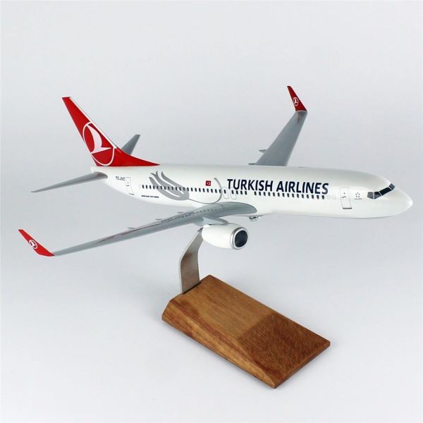 THY020 1/100 Ölçek, THY Lale Logolu B737-800 Yolcu Uçağı, Sergilemeye Hazır Ahşap Standlı Model