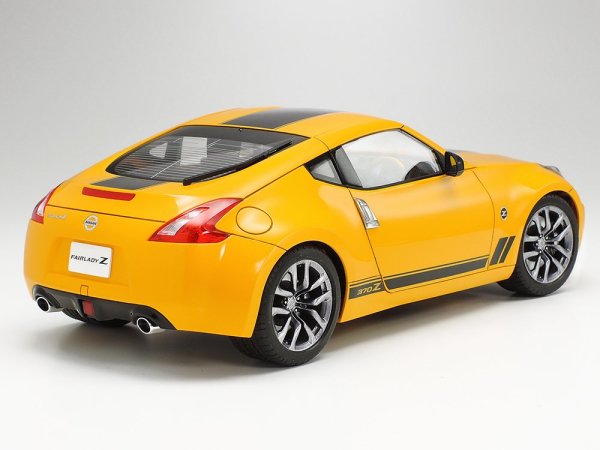 1/24 370Z Heritage Edition