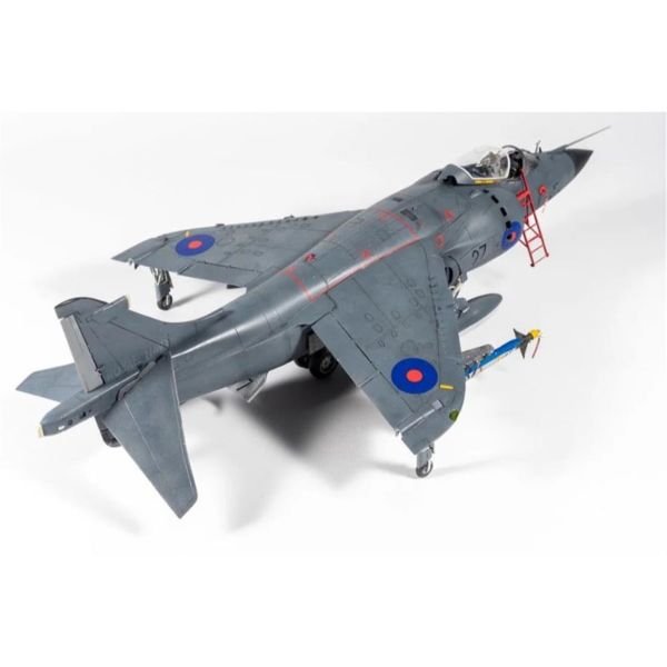 Kinetic K48138 1/48 Ölçek, FRS.1 Sea Harrier ( Falklands 40th Anniversary) Savaş Uçağı, Plastik Model kiti