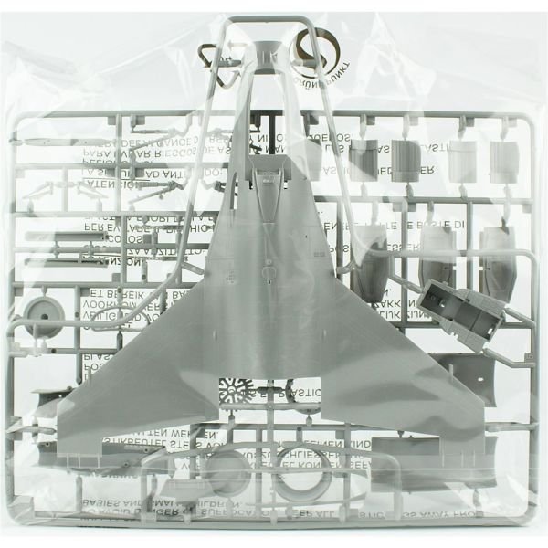 Kinetic K48153 1/48 Ölçek, KF-16U (ROKAF Viper) Savaş Uçağı, Plastik Model kiti