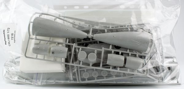 Big Planes Kits 7216 1/72 Ölçek, CRJ-900 American Eagle/Air Canada Yolcu Uçağı, Plastik Model kiti