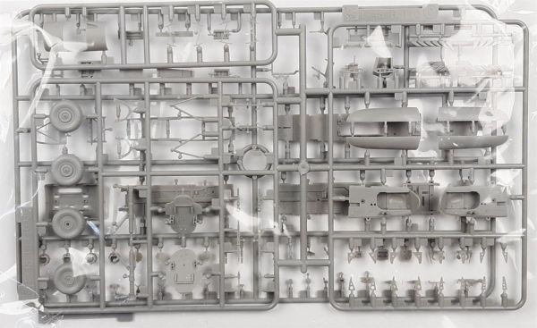 CyberHobby 5556 1/48 Ölçek, Bf110D-1/R1 (Dackelbauch) Savaş Uçağı Plastik Model Kiti