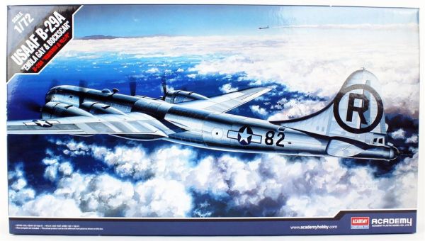 Academy 12528 1/72 Ölçek, USAAF B-29A (Enola Gay & Bockscar) Savaş Uçağı, Plastik Model kiti