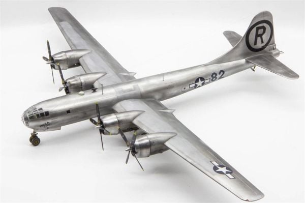 Academy 12528 1/72 Ölçek, USAAF B-29A (Enola Gay & Bockscar) Savaş Uçağı, Plastik Model kiti