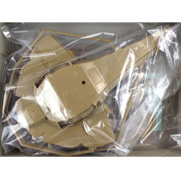 AMT 1028 1/750 Ölçek, Star Trek Deep Space Nine Cardassian Galor-Class Uzay Aracı, Plastik Model kiti