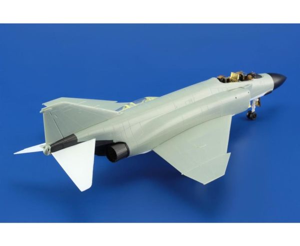 Academy 12515 1/72 Ölçek, USN F-4J VF-96 Savaş Uçağı, Plastik Model kiti