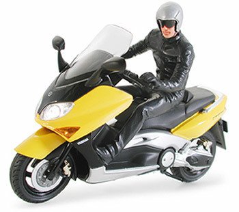 1/24 TMAX w/Rider Figure