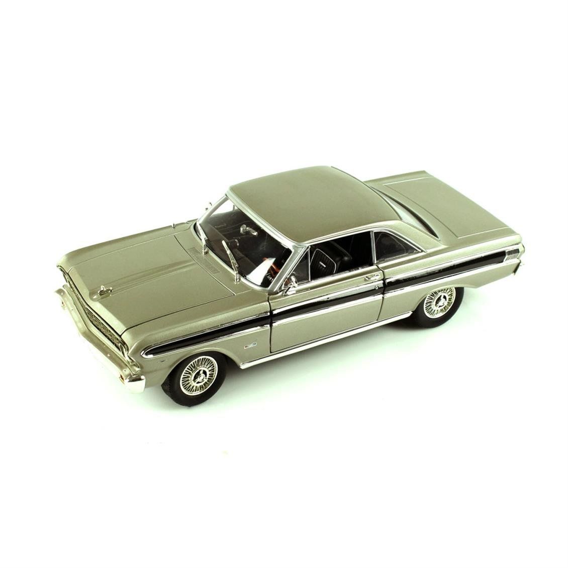 Road Signature 92708 1/18 Ölçek, 1964 Ford Falcon, Silver, Sergilemeye Hazır Metal Araba Modeli