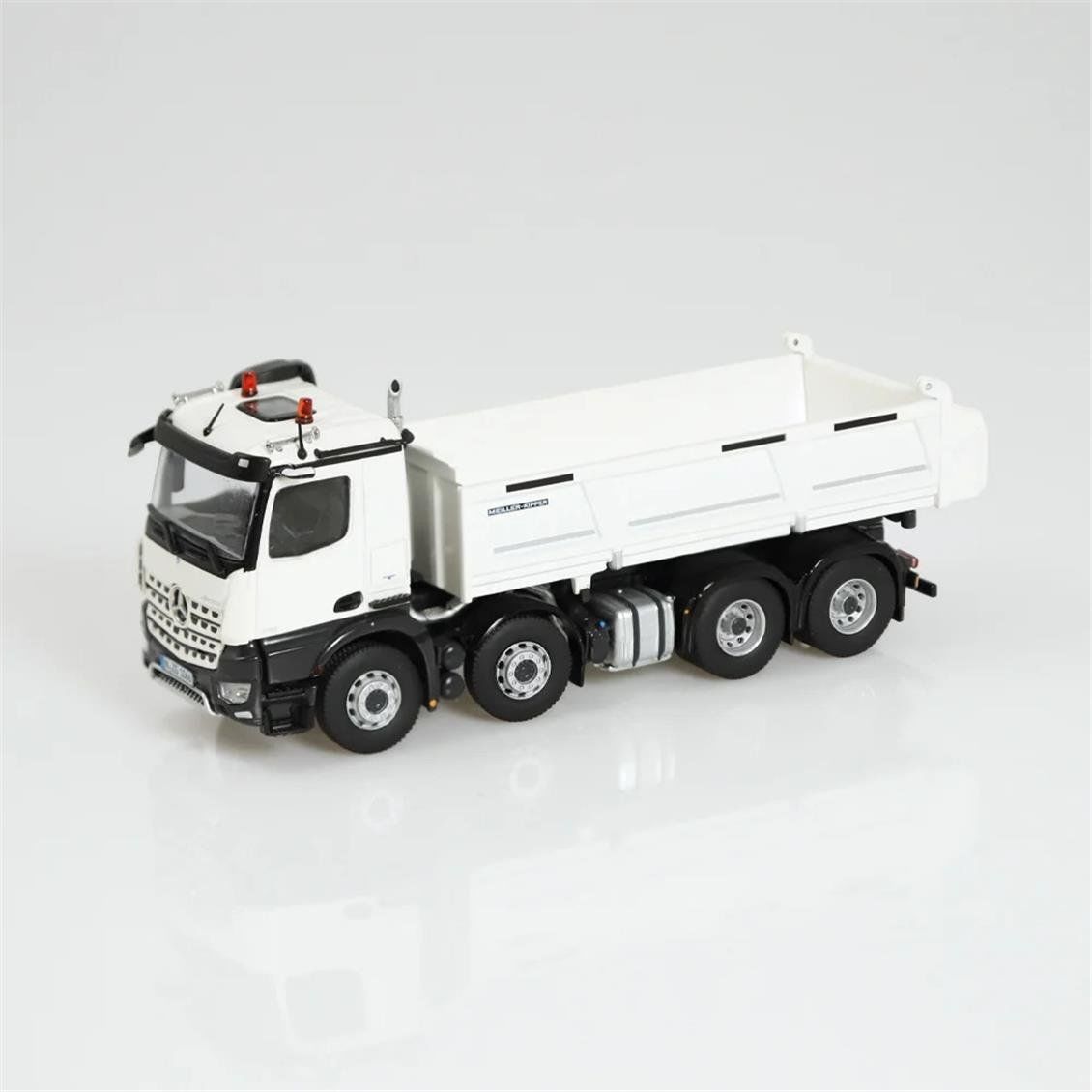 NZG LM1066/40 1/50 Ölçek, Mercedes-Benz Arocs 8x4 Damperli Kamyon, Beyaz, Sergilemeye Hazır Metal Model