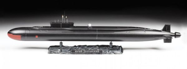 1/350 Nuclear Submarine Yuri Dolgorukij