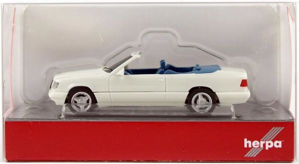 Herpa 420990 1/87 Ölçek, MB 320CE-24 Cabrio, Beyaz, Sergilemeye Hazır Model Araç