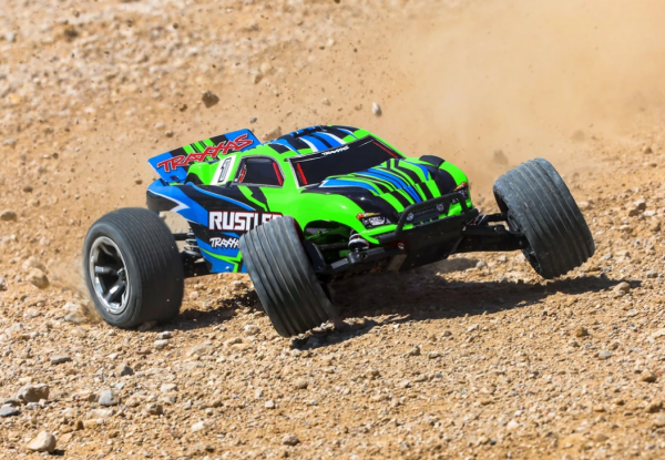 Traxxas Rustler HD 1/10 2WD + USB Şarj Aleti