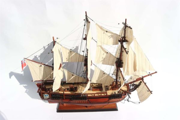 Gianhien Ts0020W60 Hms Bounty Ahşap Hazır Yelkenli Savaş Gemisi Maketi