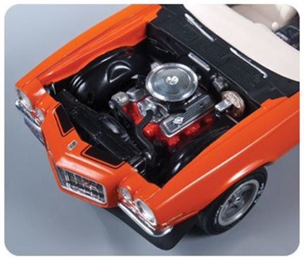 AMT 635 1/25 Ölçek, 1970 1/2 Camaro Z28