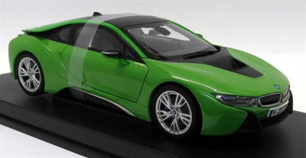 Paragon 97086 1/18 Ölçek, BMW i8 Java Green Sergilemeye Hazır Metal Araba Modeli