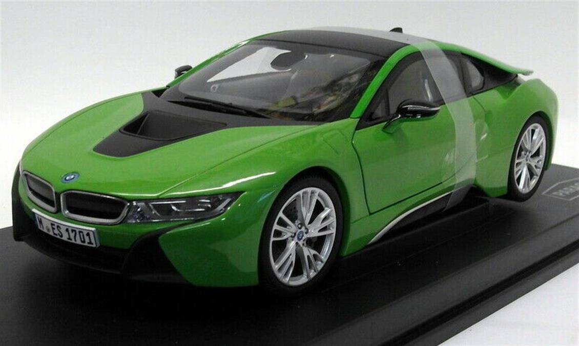 Paragon 97086 1/18 Ölçek, BMW i8 Java Green Sergilemeye Hazır Metal Araba Modeli