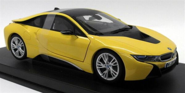 Paragon 97087 1/18 Ölçek, BMW i8 Speed Yellow Sergilemeye Hazır Metal Araba Modeli