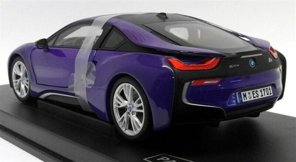 Paragon 97088 1/18 Ölçek, BMW i8 Purple Pearl Sergilemeye Hazır Metal Araba Modeli