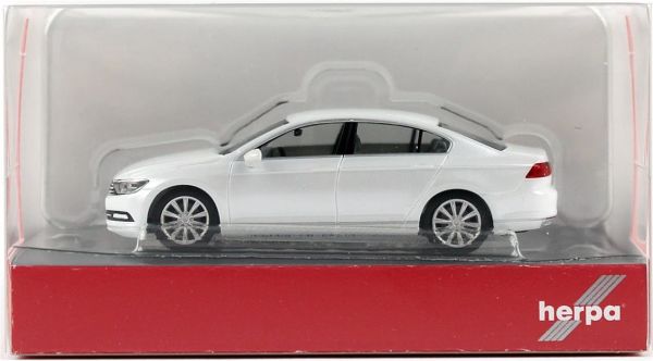 Herpa 038416-002 1/87 Ölçek, VW Passat Lim., Metalik Beyaz, Sergilemeye Hazır Model Araç