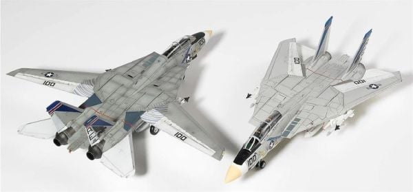 Academy 12563 1/72 Ölçek, USN F-14A (VF-143 Pukin Dogs) Savaş Uçağı, Plastik Model kiti