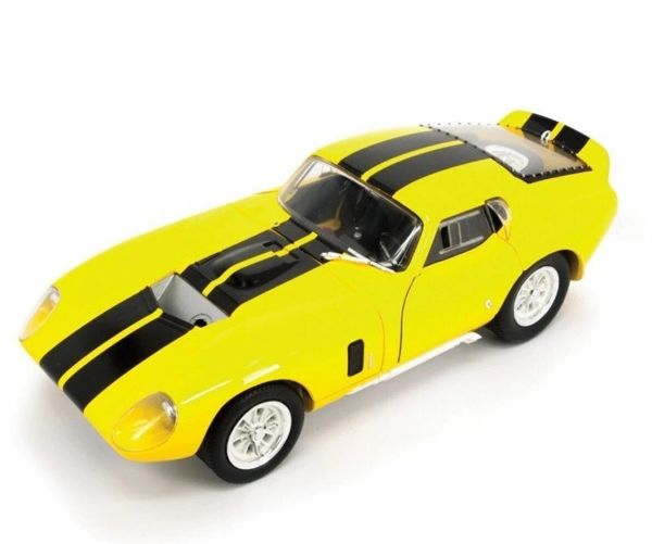 Road Signature 92408 1/18 Ölçek, 1965 Shelby Cobra Daytone Coupe, Yellow, Sergilemeye Hazır Metal Araba Modeli