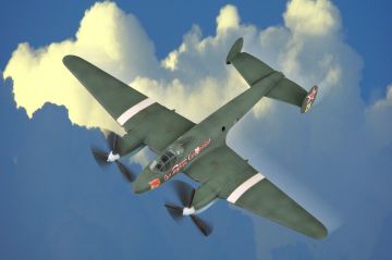 1/72 Dsoviet PE-2 Bomber