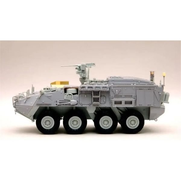 Trumpeter 01559 1/35 Ölçek, M1133 Stryker (MEV) Zırhlı Tıbbi Tahliye Aracı, Plastik Model Kiti