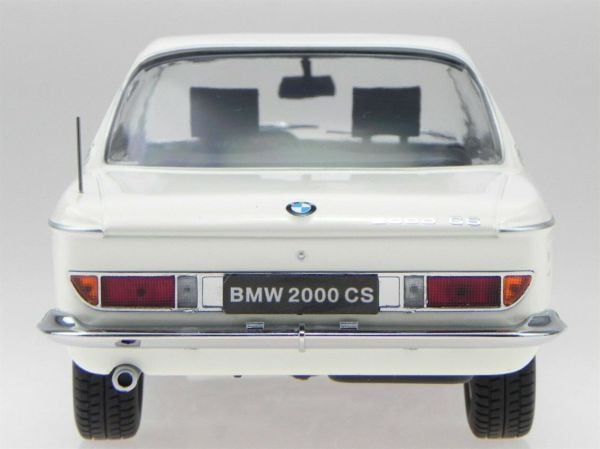 KKscale 180121 1/18 Ölçek, 1965 Bmw 2000 CS, Krem, Sergilemeye Hazır Metal Araba Modeli