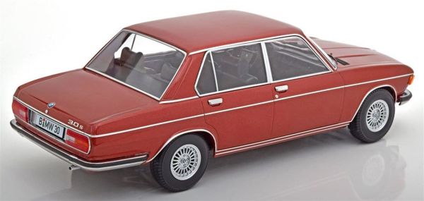 KKscale 180402 1/18 Ölçek, 1971 Bmw 3.0 E3 2.Seri, Metalik Kırmızı-Kahve, Sergilemeye Hazır Metal Araba Modeli