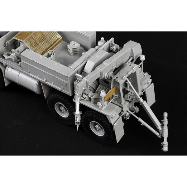 Trumpeter 01083 1/35 Ölçek, M984A2 HEMTT Kurtarma Aracı, Plastik Model Kiti